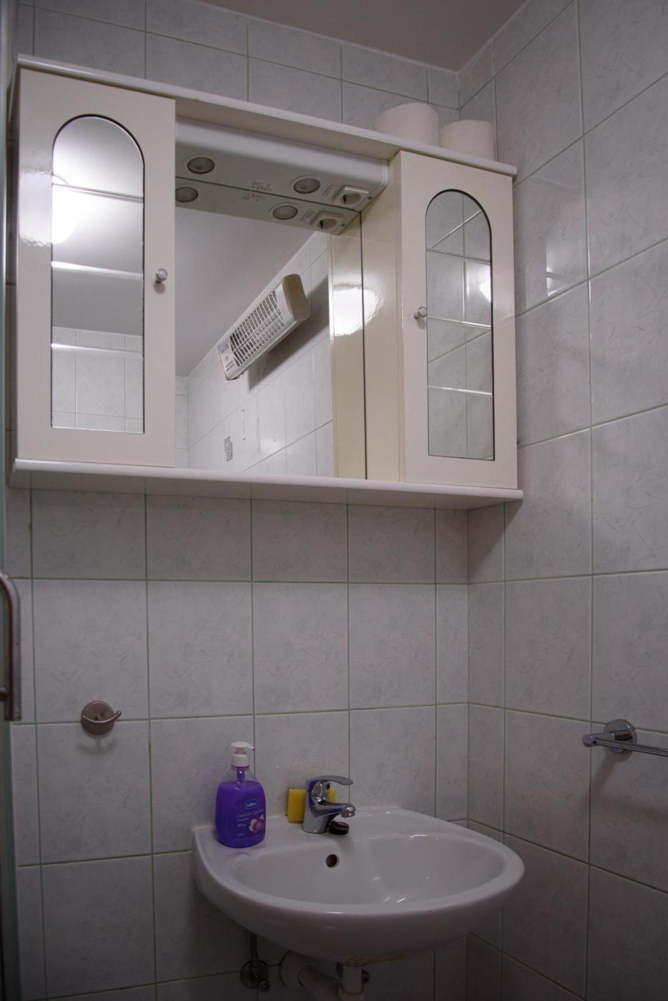 Cvitini Dvori Garjak Apartment *