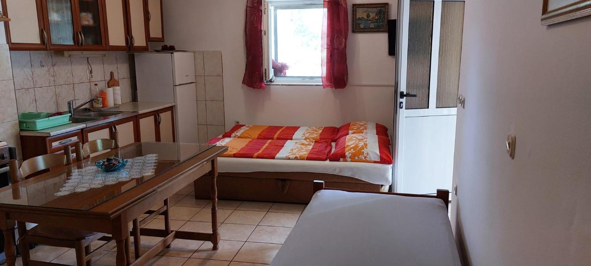 Cvitini Dvori Garjak Apartment