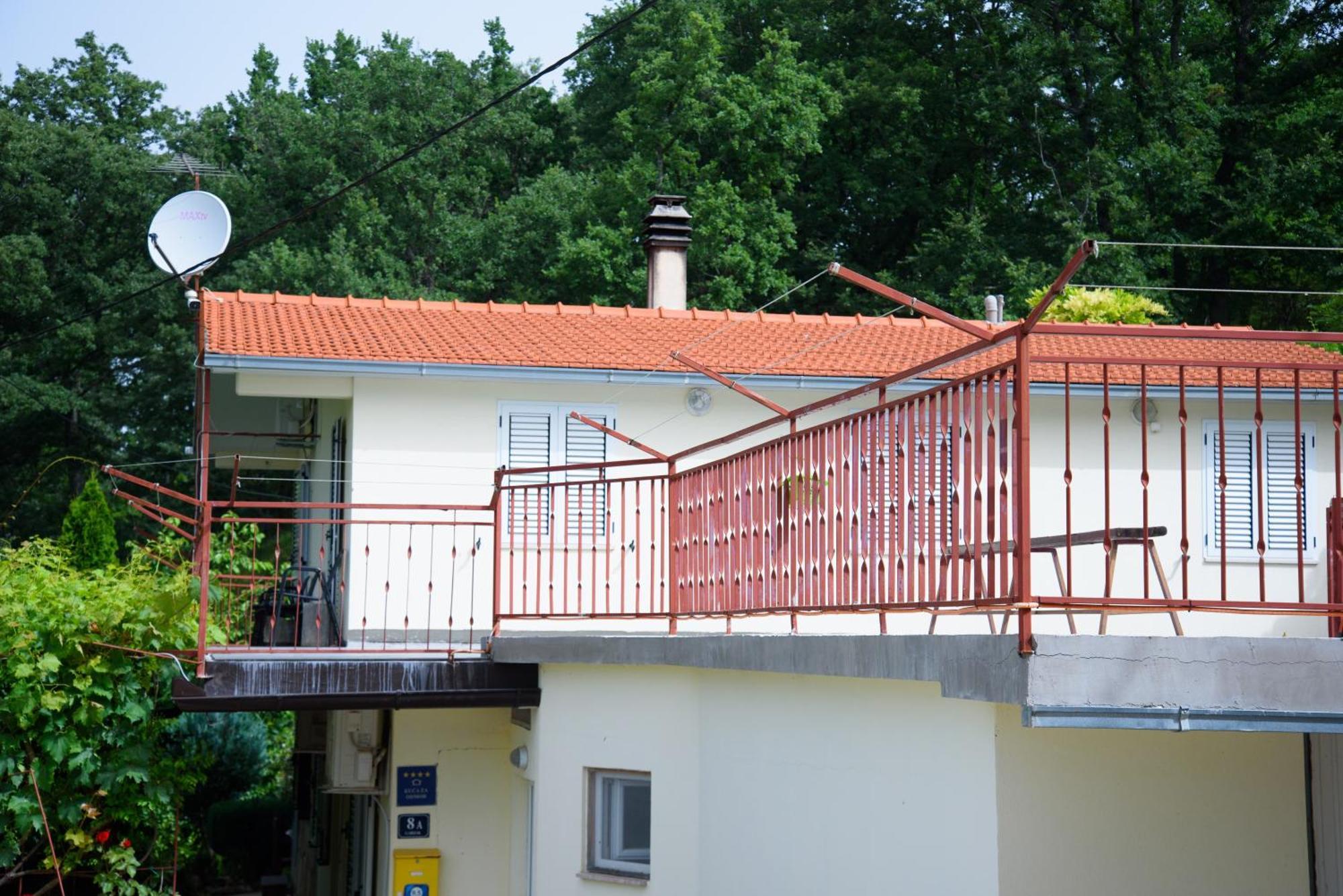 Apartment Cvitini Dvori Garjak *